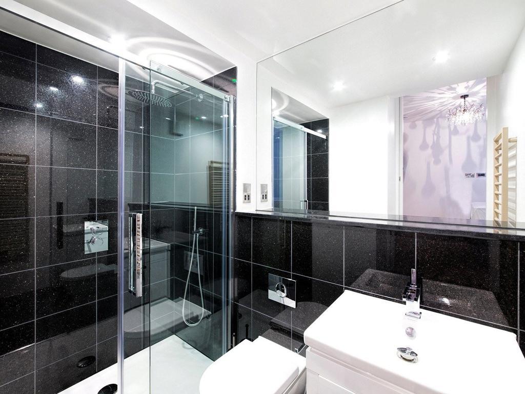 Piccadilly Circus Apartments Londen Buitenkant foto