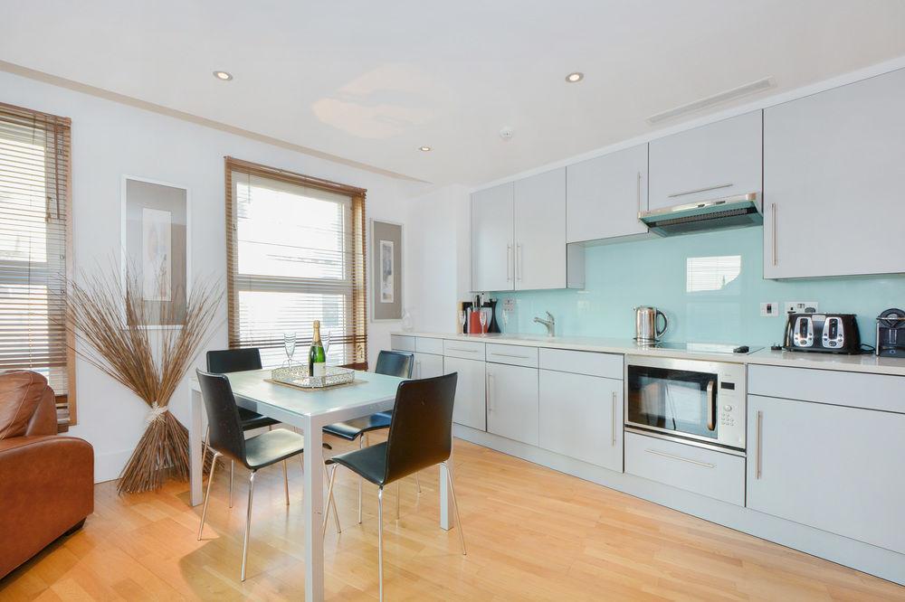 Piccadilly Circus Apartments Londen Buitenkant foto