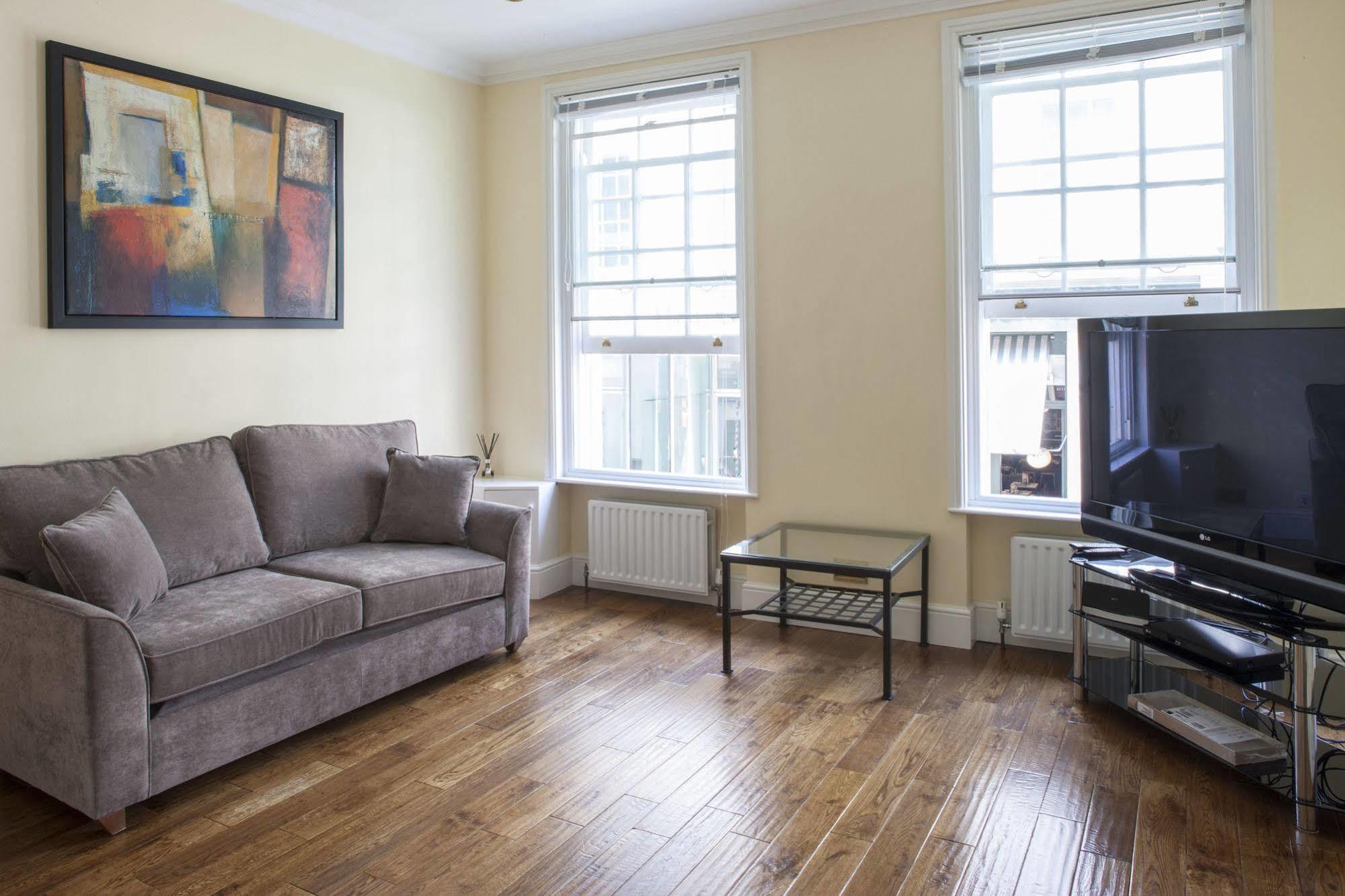 Piccadilly Circus Apartments Londen Buitenkant foto
