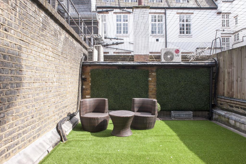 Piccadilly Circus Apartments Londen Kamer foto